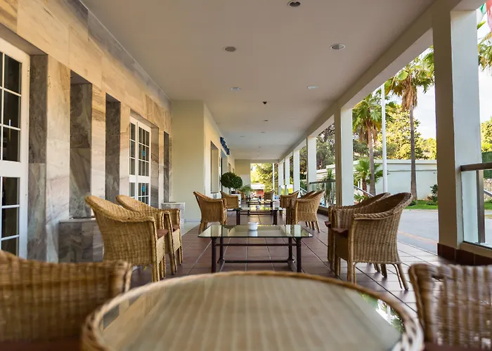 Отель Aluasun Costa Park Торремолинос