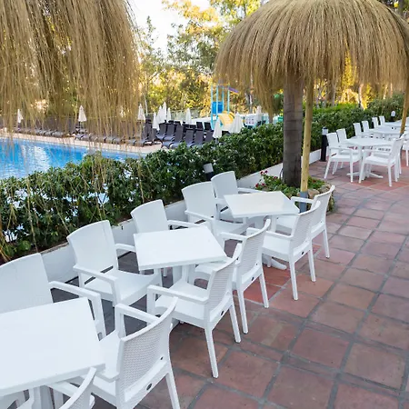 Готель Aluasun Costa Park Торремолінос